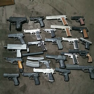 [ Junk ]1 Tokyo Marui,MGC, Maruzen etc. M93R Government desert Eagle etc. air gun gas gun 