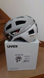 uvex finale visor sand-white matt 56-61cm 試着のみ　ヘルメット