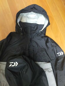  Daiwa rain Max top and bottom setup black rain gear Daiwa DAIWA rainwear 2XL trying on only unused 