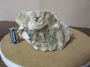 見せ　国産　蛍石　希少　未研磨　自然石　鉱物類 2.9kg