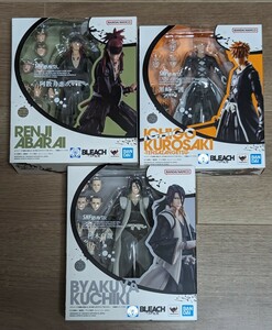 S.H. figuarts BLEACH black cape one ..... next . tree white .3 body set 