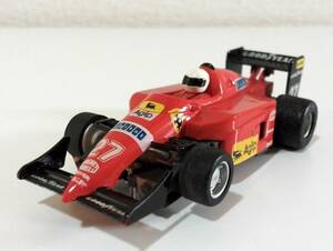 [ジャンク品]　HO　スロットカー　F1　フェラーリ　＃27　Agip FIAT 　詳細不明