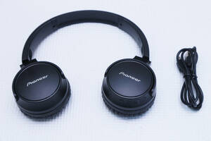 Pioneer SE-S3BT Black Bluetooth パイオニア ブルートゥース 黒 ヘッドホン ヘッドフォン S3wireless