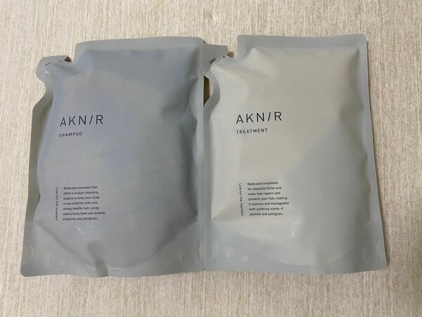 アクニー　AKNIR ヘアシャンプー　ヘアトリートメント　セット　AKN/R