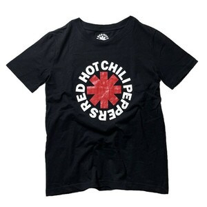 別注コラボ! Red Hot Chili Peppers レッドホットチリペッパーズ GU 2017年 オフィシャル ロゴ プリント バンド 半袖 Tシャツ メンズ 古着