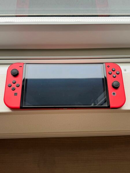 Nintendo Switch(有機ELモデル) マリオレッド
