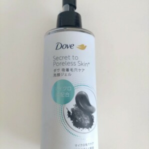 新品未開封　ダブ　吸着毛穴ケア　洗顔ジェル　DOVE