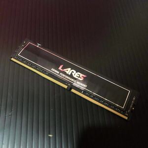 Lares メモリ— 8gb 2400Mhz DDR4 UDI MM 管理番号P3511