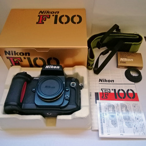 Nikon F100 ボディ本体