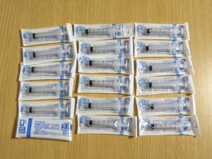 65円～シリンジ(針なし注射器) 2.5ml18本と5ml23本 テルモ トップ