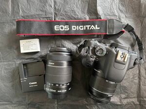 Canon EOS Kiss X5 ダブルズームキット (カメラバッグ付き)