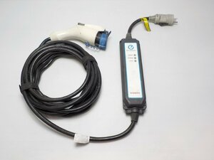 日産 リーフ LEAF AZE0 ZE0 純正 充電ケーブル 充電器 200V 15A 29690 3NK0A●2627-1三J1808●