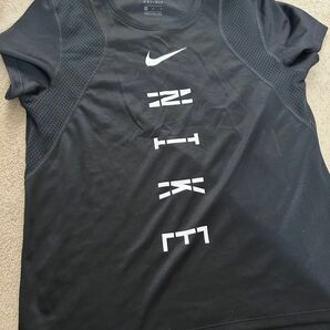 NIKE ナイキ　メッシュ　スポーツウェア