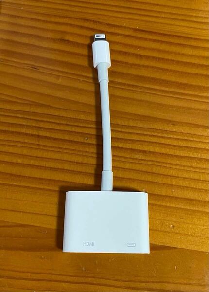 iPhone 純正 HDMI 変換アダプタ ライトニングケーブル