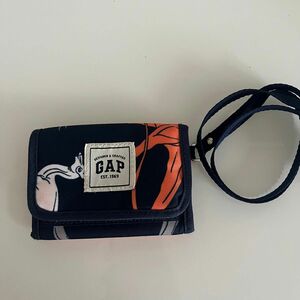 GAP！ギャップキッズ！財布！子供！キッズ！恐竜！