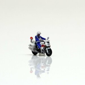 HT150-00001 modeleal Japan police 1/150 motorcycle police A. member attaching while running MPD High-definition figure 