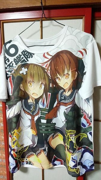 グラフィックTシャツ