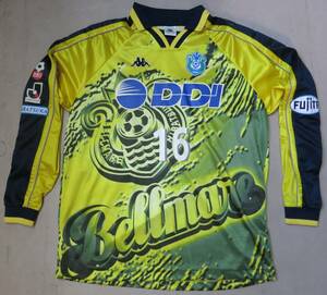  bell mare flat . player actual use GK uniform 1998 year cup war for Shonan 