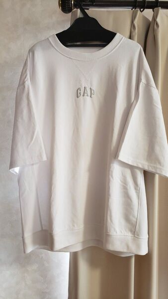 GAP オーバーサイズTシャツ ユニセックス