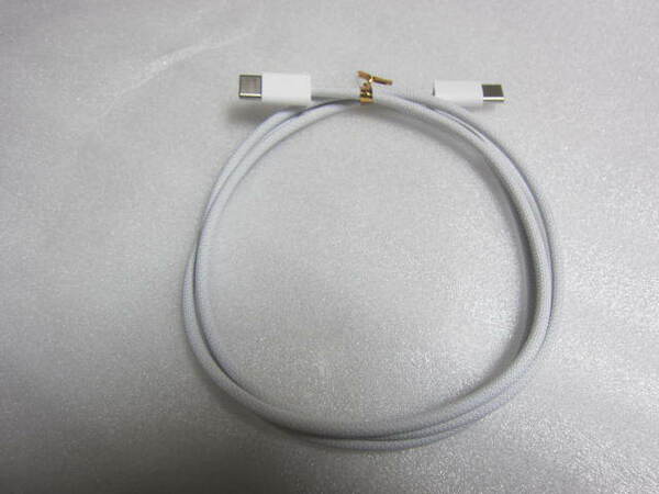 Apple 純正品 編み込み式USB-C充電ケーブル 1m A2795