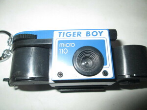 昔の簡易カメラ（フイルム）　旅行等で使用　TIGER BOY