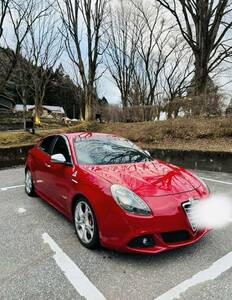 Alfa Romeo ジュリエッタ クアドリフォリオ ヴェルデ 6速MT