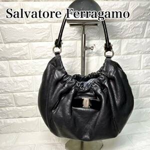 【Salvatore Ferragamo】サルヴァトーレフェラガモ ヴァラリボン ワンハンドル ショルダーバック