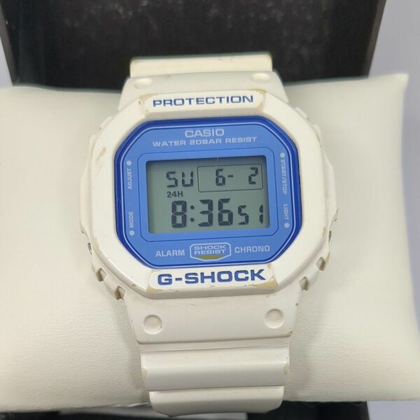 カシオ G-SHOCK　DW5600 WB 