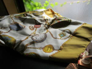  Italy made {GUCCI Gucci } clock accessory pattern silk scarf stole Gold : white group color 