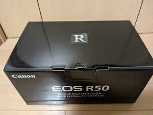 送料込即決！Canon(キヤノン)EOS R50 ボディ ブラック 新品未使用品です。