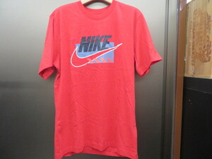 ビッグロゴ　新品タグ付き　ナイキ　THE NIKE TEE　半袖Tシャツ　赤