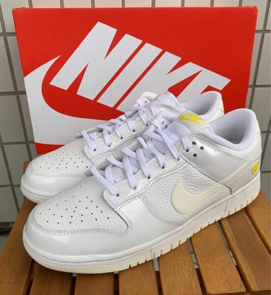 新品 ナイキ ダンク ロー 27.5㎝ スニーカー NIKE DUNK LOW WMNS 国内正規品 箱入り 送料無料