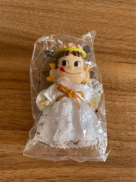 ペコちゃん フィギュア マスコット
