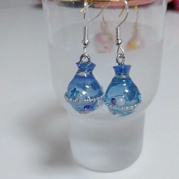 デコデコ水ヨーヨーピアスハンドメイド