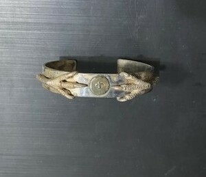  Goro's bracele ( free shipping )