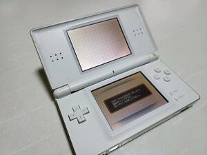 動作OK DS Lite 白 USG-001 ホワイトスポットあり 任天堂 送料185円 or 370円 or 520円
