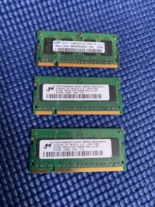 ノートパソコン用DDR2メモリ512MB(3枚)