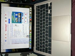 美品 MacBook Air 13.3インチ Late 2020 M1チップ 8コア/8GB/SSD:256GB 充放電回数:6回