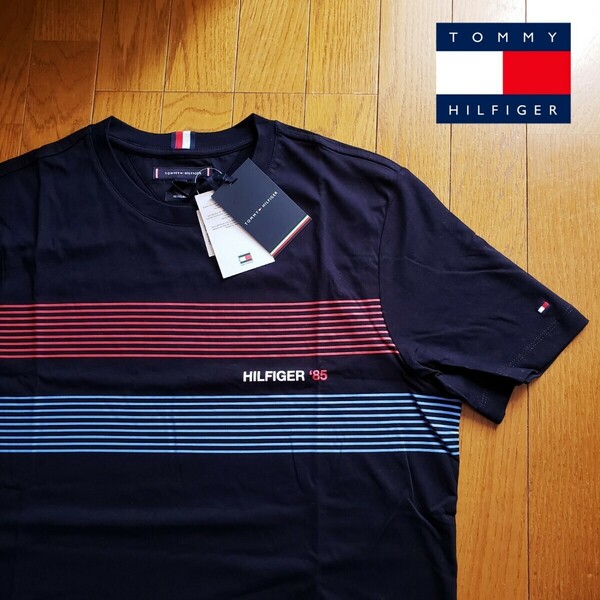 【新品】TOMMY HILFIGER XLサイズ 24ss新作 ストライプロゴ Tシャツ ネイビー トミーヒルフィガー