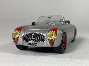 [ジャンク] メルセデスベンツ Mercedes-Benz 300SL 1952 1/43 - ホンウェルカララマ Honwell Cararama