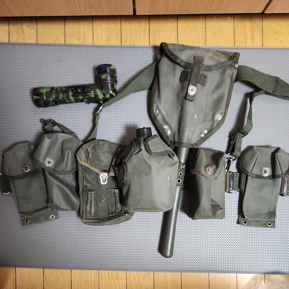 Yahoo!オークション -「陸上自衛隊 装備」(マガジンポーチ