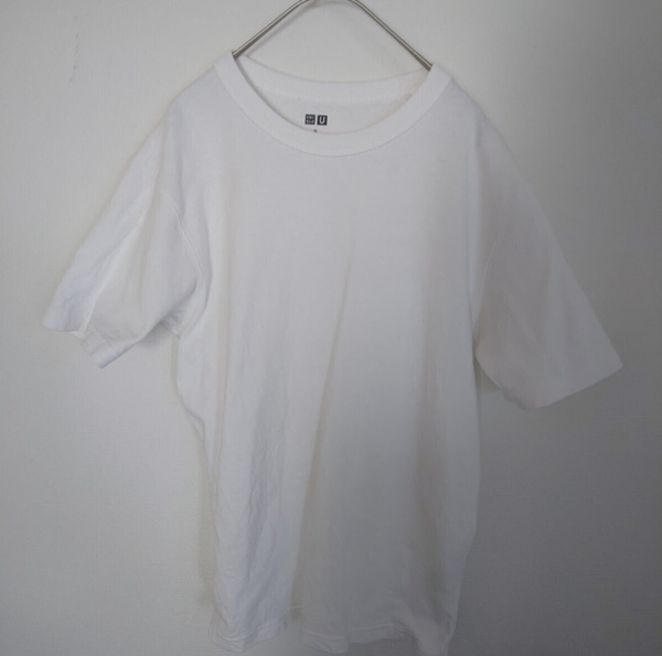【送料無料】【2枚セット】ユニクロ ut 半袖Tシャツ メンズSサイズ ブラック＆ホワイト