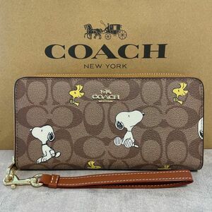 新品未使用 COACH コーチ 長財布 スヌーピー コラボ新作 シグネチャー カーキ ブラウン 