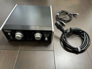 TASCAM UH-7000 audio interface HDIA microphone preamplifier installing 