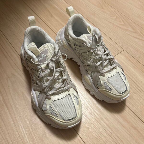 フィラ FILA Electrove 2 (BEIGE)