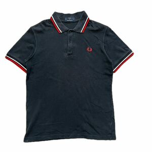 FRED PERRY Fred Perry polo-shirt with short sleeves black one Point Logo embroidery tip line month katsura tree . Mark M12 deer. .