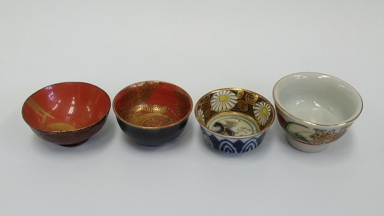 Yahoo!オークション -「菊 紋」(日本の陶磁) (陶芸)の落札相場 Yahoo!オークション -「菊 紋」(日本の陶磁) (陶芸)の落札相場