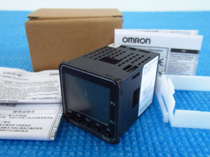 omron オムロン E5CC-QX1AUM-000 温度調節器 デジタル調節計 100/240VAC 50/60Hz 管理24D0603D