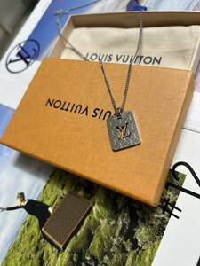  unused goods Louis Vuitton bread Dante .f* car nze Rize PM necklace silver 
