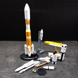  Be si-si-H-IIB Rocket HTV... ..1/200 scale resin kit model H-2B Rocket JAXA ATLAS other cosmos Space Shuttle 